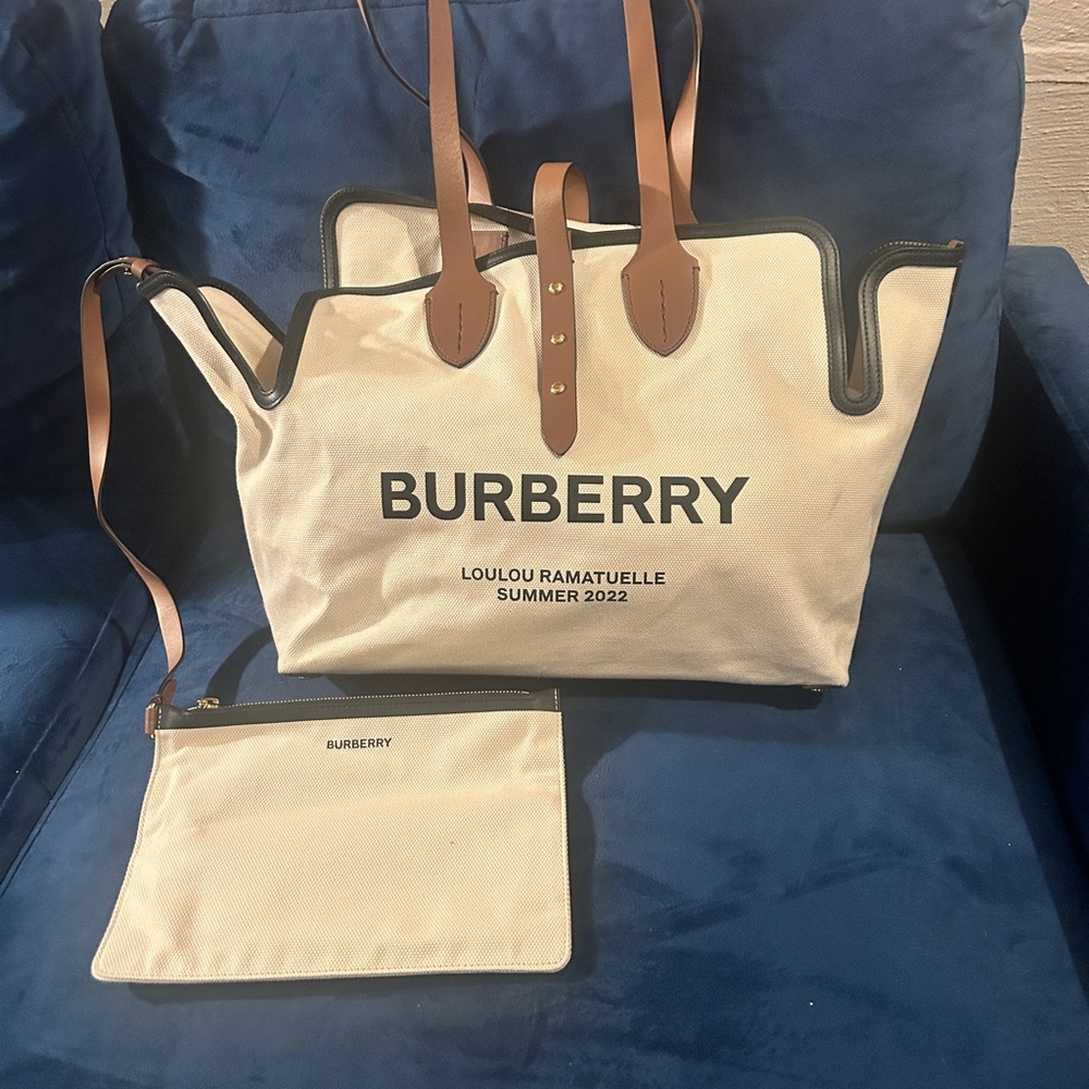 Burberry White Canvas Tote with Pouch